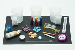 Yellow Scope offer science kits for girls